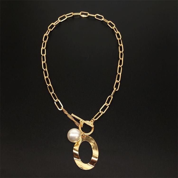 Bold Link Pearl Statement Necklace